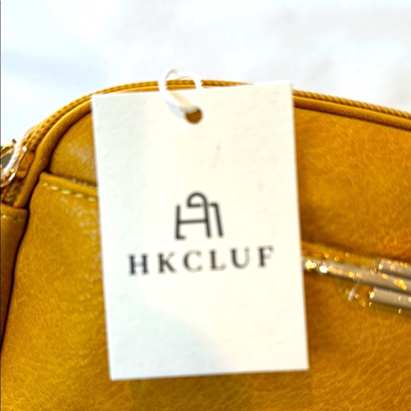 Mustard Yellow BELTBAG Bag NWTS with dust bag - Picture 3 of 12